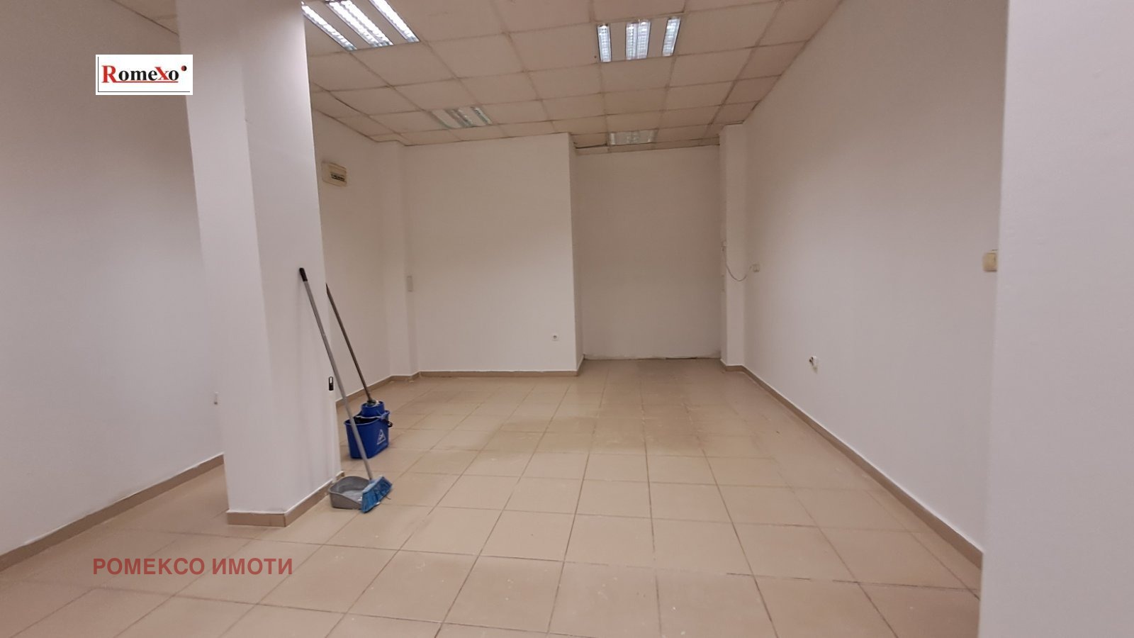 Дава под наем МАГАЗИН, гр. Пловдив, Кючук Париж, снимка 4 - Магазини - 56071594
