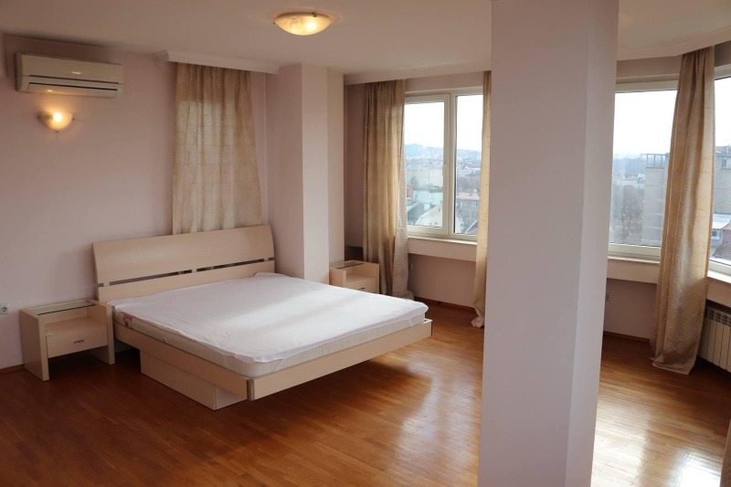 Издаје се  Мезонета Софија , Центар , 146 м2 | 87874296 - слика [4]