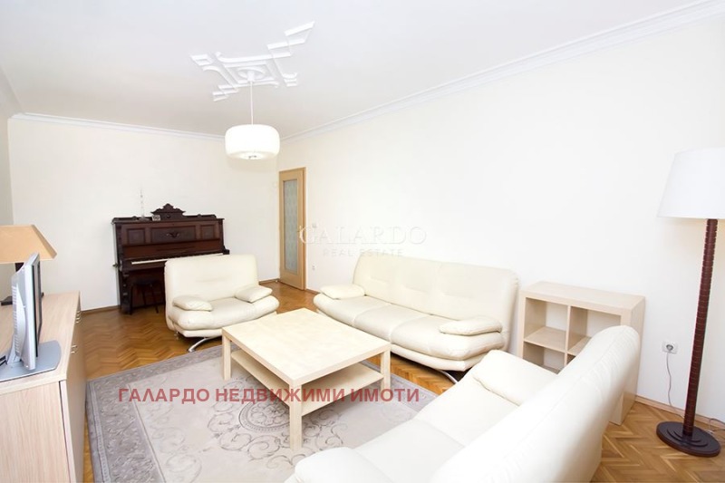 K pronájmu  1 ložnice Sofia , Oborište , 70 m2 | 42498321 - obraz [7]