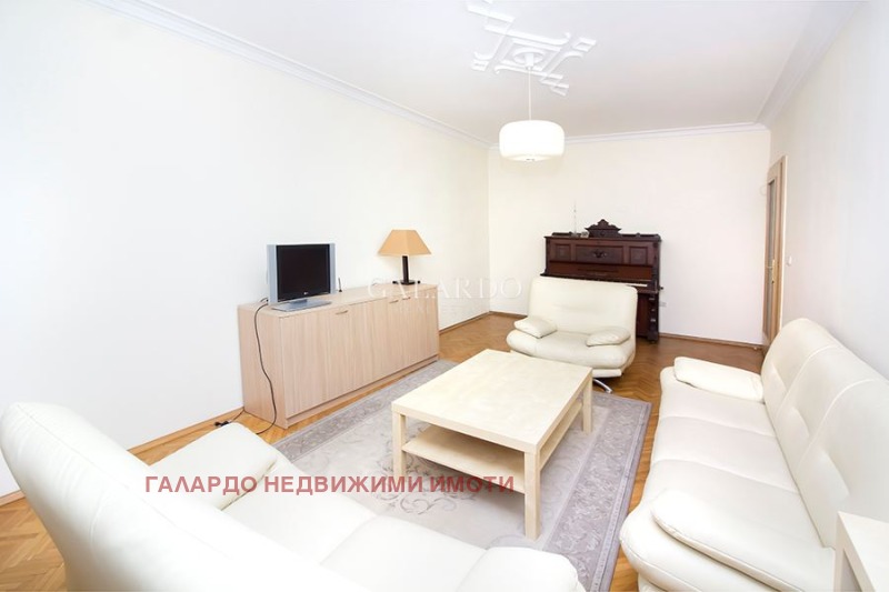 K pronájmu  1 ložnice Sofia , Oborište , 70 m2 | 42498321 - obraz [5]