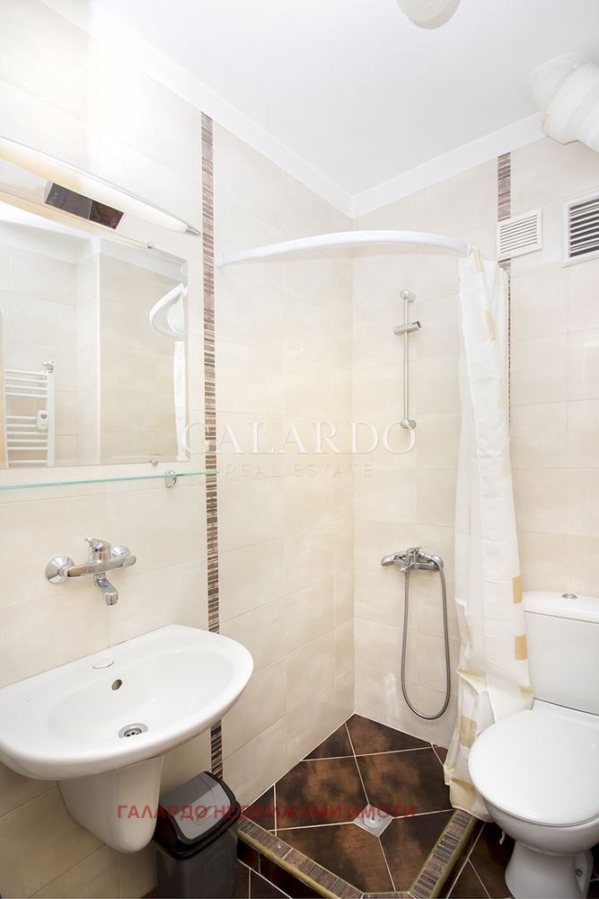 K pronájmu  1 ložnice Sofia , Oborište , 70 m2 | 42498321 - obraz [14]