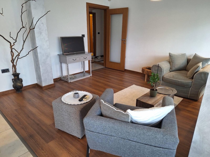 K pronájmu  2 ložnice Sofia , Lozenec , 111 m2 | 35526830 - obraz [4]