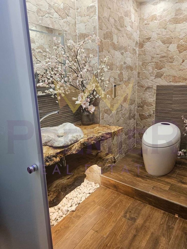 Дава под наем  3-стаен град Варна , Център , 100 кв.м | 51530710 - изображение [13]