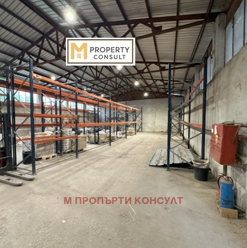 Дава под наем  Склад град Плевен , Индустриална зона , 580 кв.м | 68772158 - изображение [2]