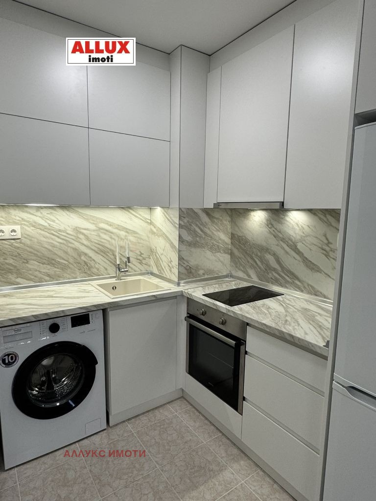 For Rent  1 bedroom Ruse , Vazrazhdane , 65 sq.m | 92490683 - image [2]