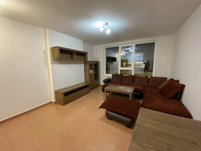 De inchiriat  1 dormitor Sofia , Țentâr , 62 mp | 37412305