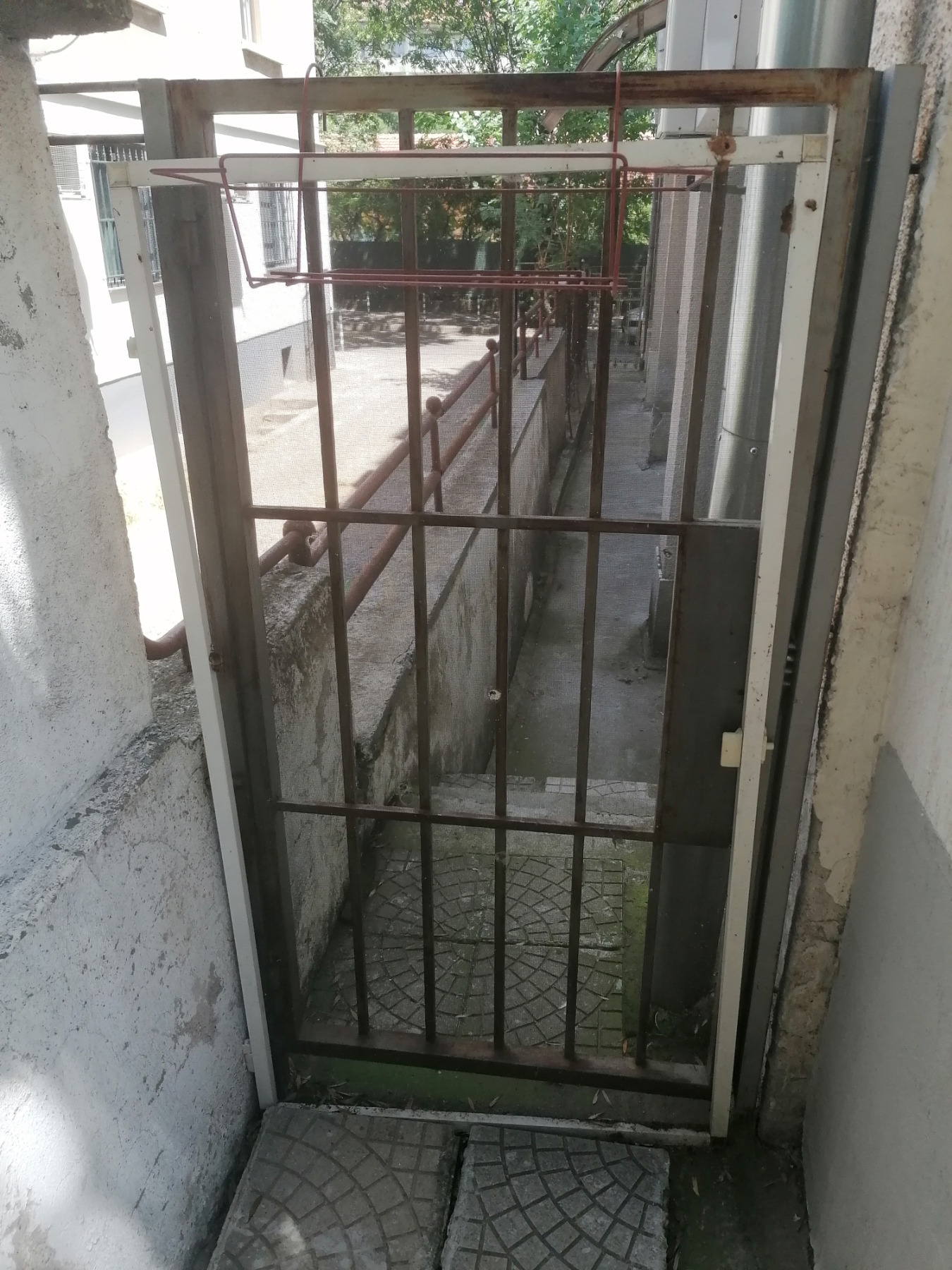 Дава под наем 2-СТАЕН, гр. София, Банишора, снимка 8 - Апартаменти - 56260692