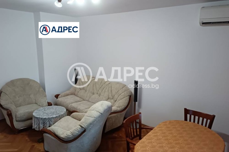 Til leie  3+ soverom Razgrad , Tsentar , 104 kvm | 50645763 - bilde [2]