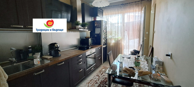 Издаје се  3 спаваће собе Софија , Центар , 148 м2 | 50145900 - слика [10]