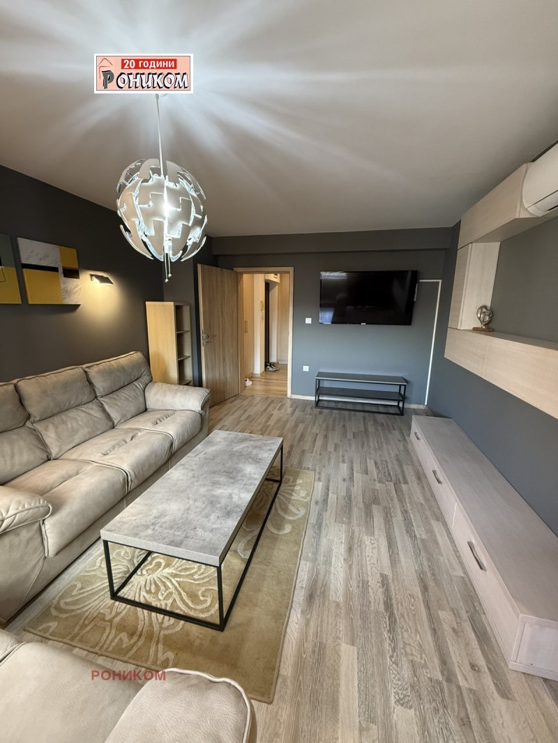 Дава под наем 3-СТАЕН, гр. Пловдив, Център