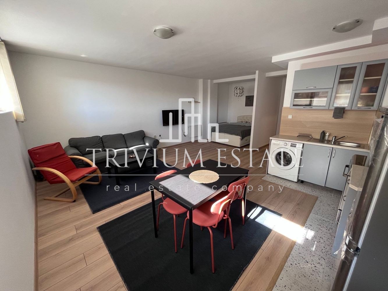 Дава под наем 1-СТАЕН, гр. Пловдив, Южен