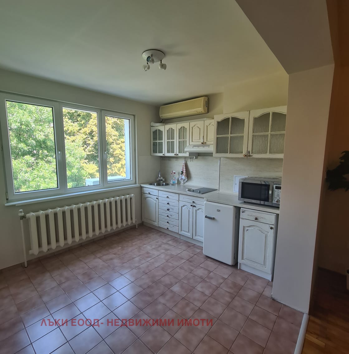 Дава под наем 3-СТАЕН, гр. София, Лозенец, снимка 5 - Апартаменти - 54304208