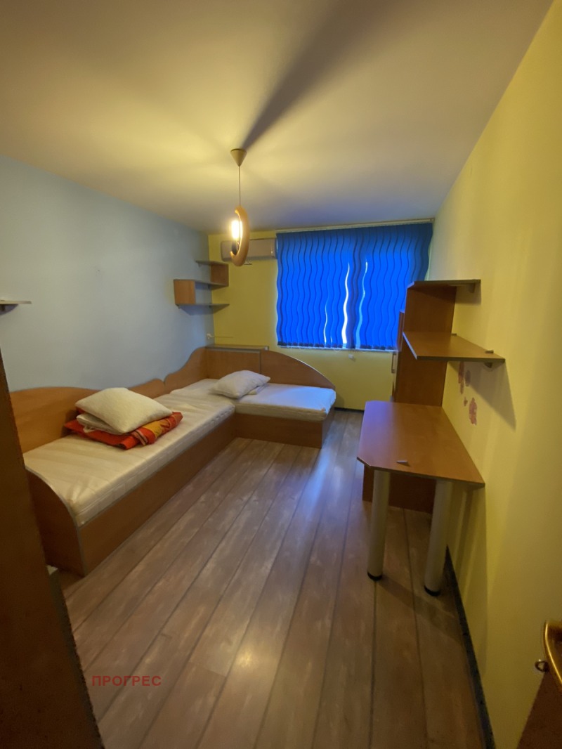 De inchiriat  2 dormitoare Plovdiv , Cârșiiaca , 121 mp | 23293549 - imagine [12]