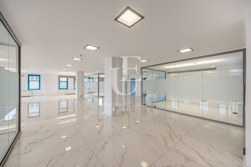 Para alugar  Escritório Sofia , Centar , 300 m² | 31028127 - imagem [6]