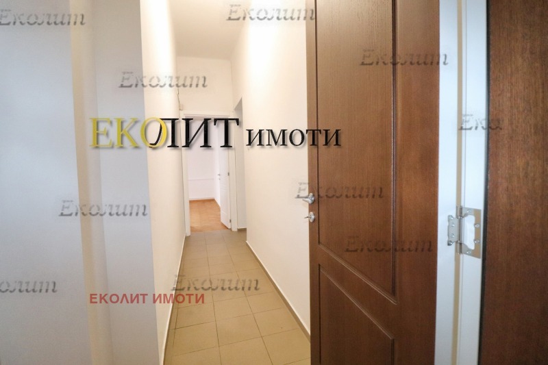 Til leje  Kontor Sofia , Tsentar , 134 kvm | 31754118 - billede [2]