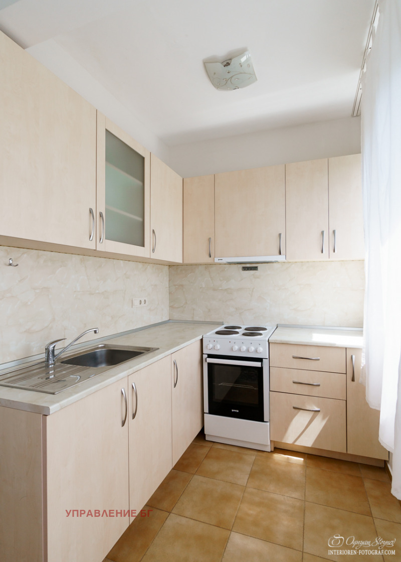 Издаје се  1 спаваћа соба Софија , Иван Вазов , 75 м2 | 41020341 - слика [5]