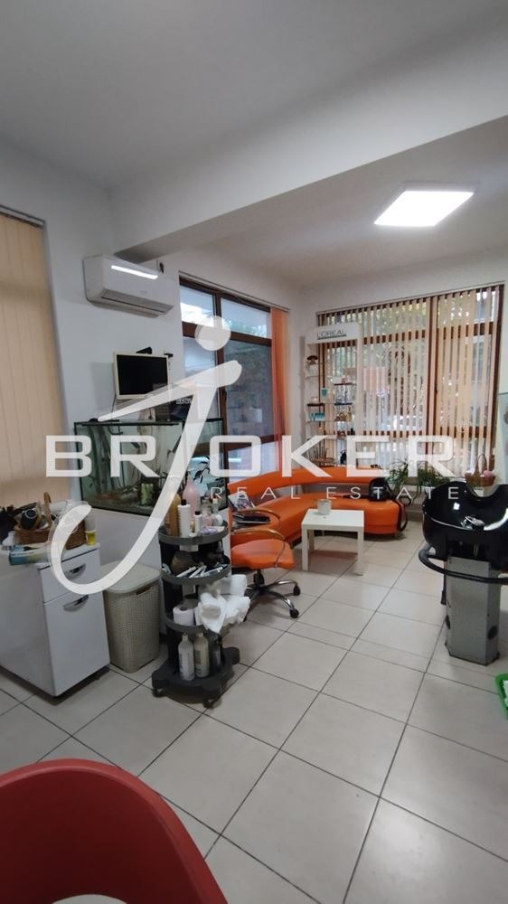 A louer  Boutique Kardjali , Tsentar , 30 m² | 43644473