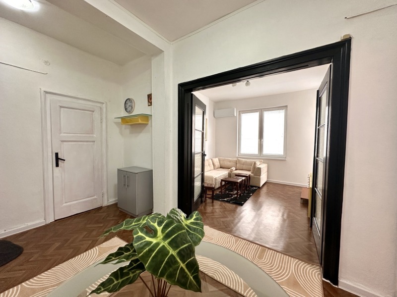 Дава под наем 2-СТАЕН, гр. София, Център, снимка 6 - Апартаменти - 53504322