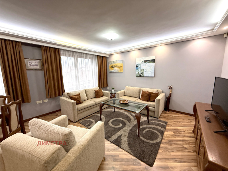 Дава под наем 3-СТАЕН, гр. Пловдив, Център