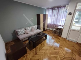 1 chambre Okrajna bolnitsa-Generali, Varna 3