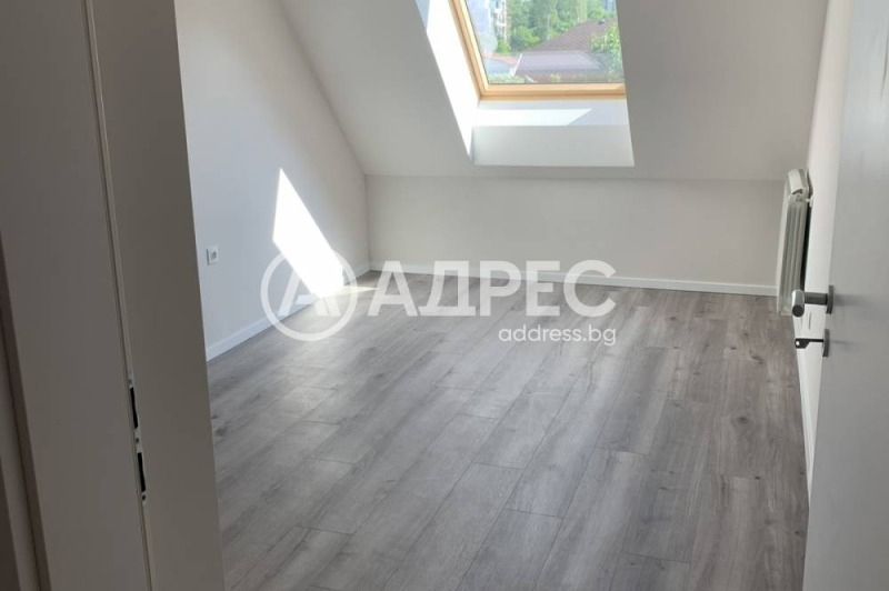 Vuokrattavana  3+ makuuhuone Sofia , Krastova vada , 118 neliömetriä | 33210313 - kuva [4]