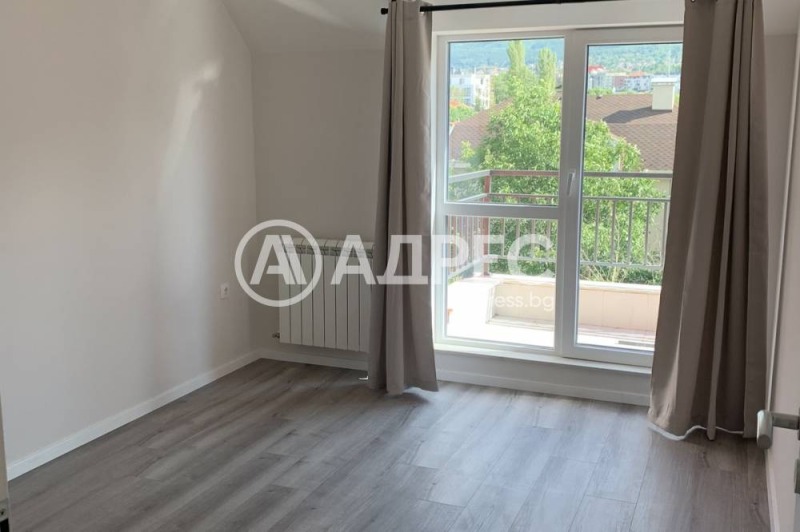 Vuokrattavana  3+ makuuhuone Sofia , Krastova vada , 118 neliömetriä | 33210313 - kuva [5]