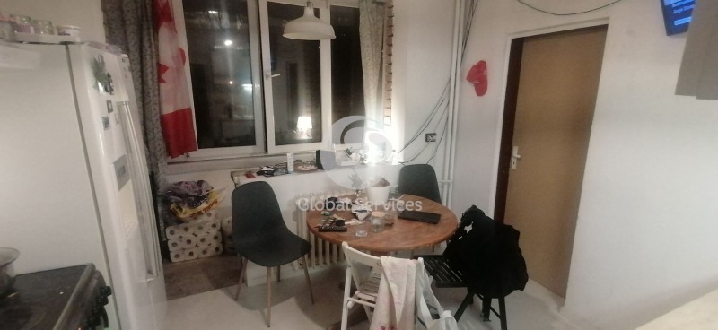 Дава под наем  3-стаен град София , Изгрев , 100 кв.м | 65867906 - изображение [16]