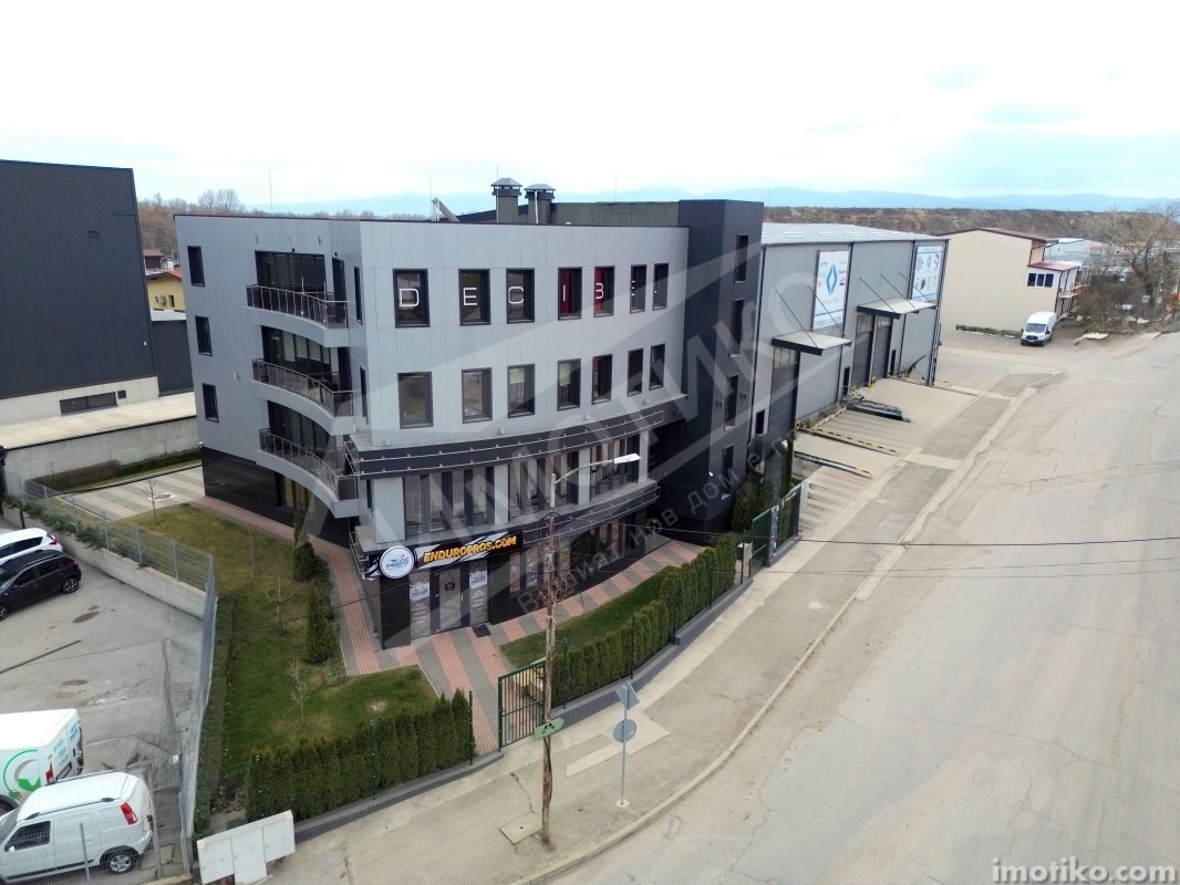 Дава под наем СКЛАД, гр. София, Враждебна, снимка 2 - Складове - 55046583