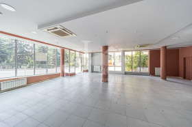 Kantoor Lozenets, Sofia