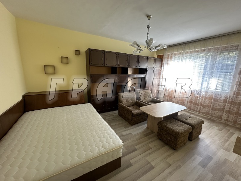 Дава под наем  1-стаен град Русе , Широк център , 42 кв.м | 63756663