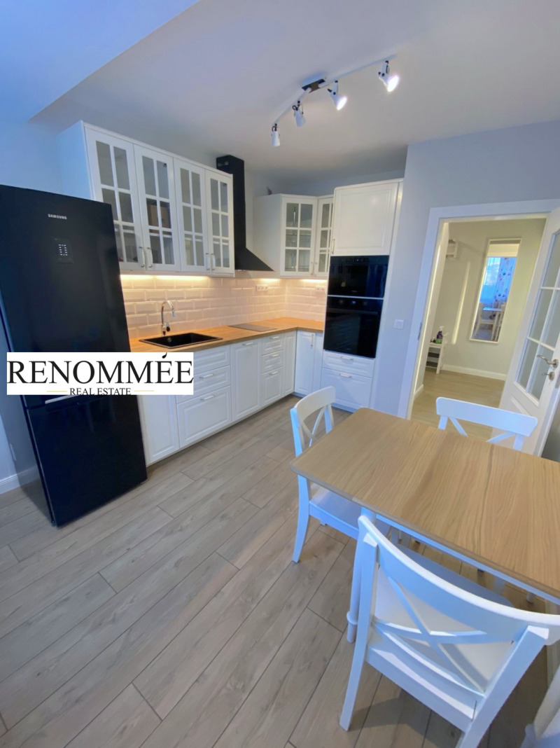 Te huur  1 slaapkamer Sofia , Iztok , 71 m² | 90933295