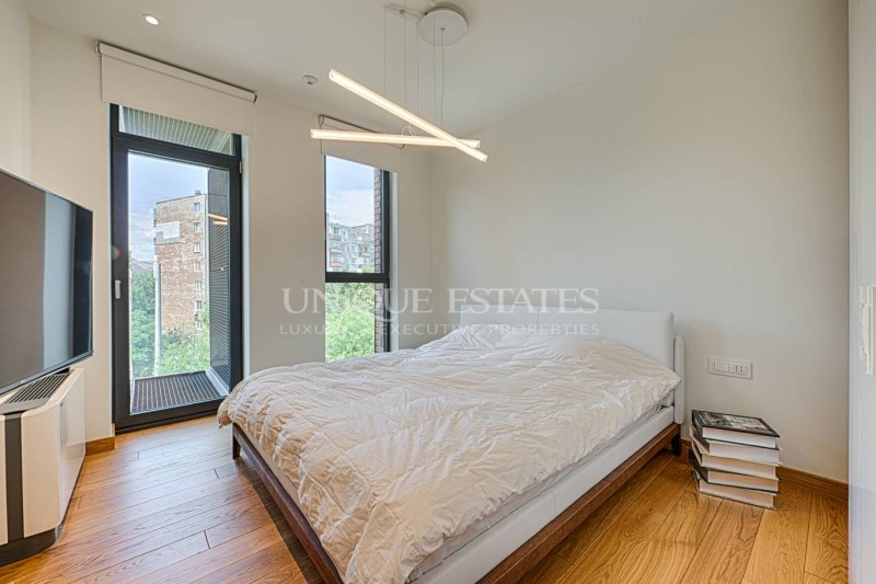 Zu vermieten  3 Schlafzimmer Sofia , Iwan Wazow , 181 qm | 99107443 - Bild [12]