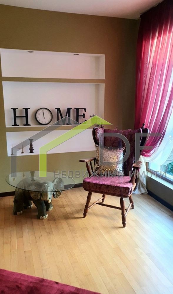 Дава под наем ЕТАЖ ОТ КЪЩА, гр. Варна, Свети Никола, снимка 4 - Етаж от къща - 54229845