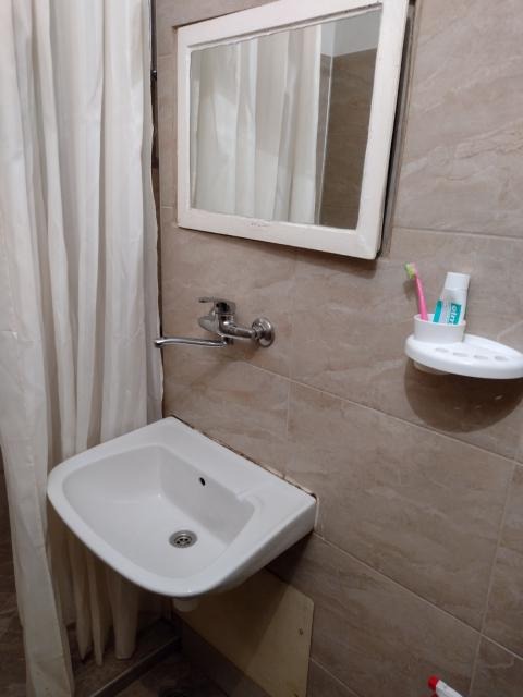 Издаје се  Соба Софија , Стрелбиште , 20 м2 | 46127863 - слика [5]