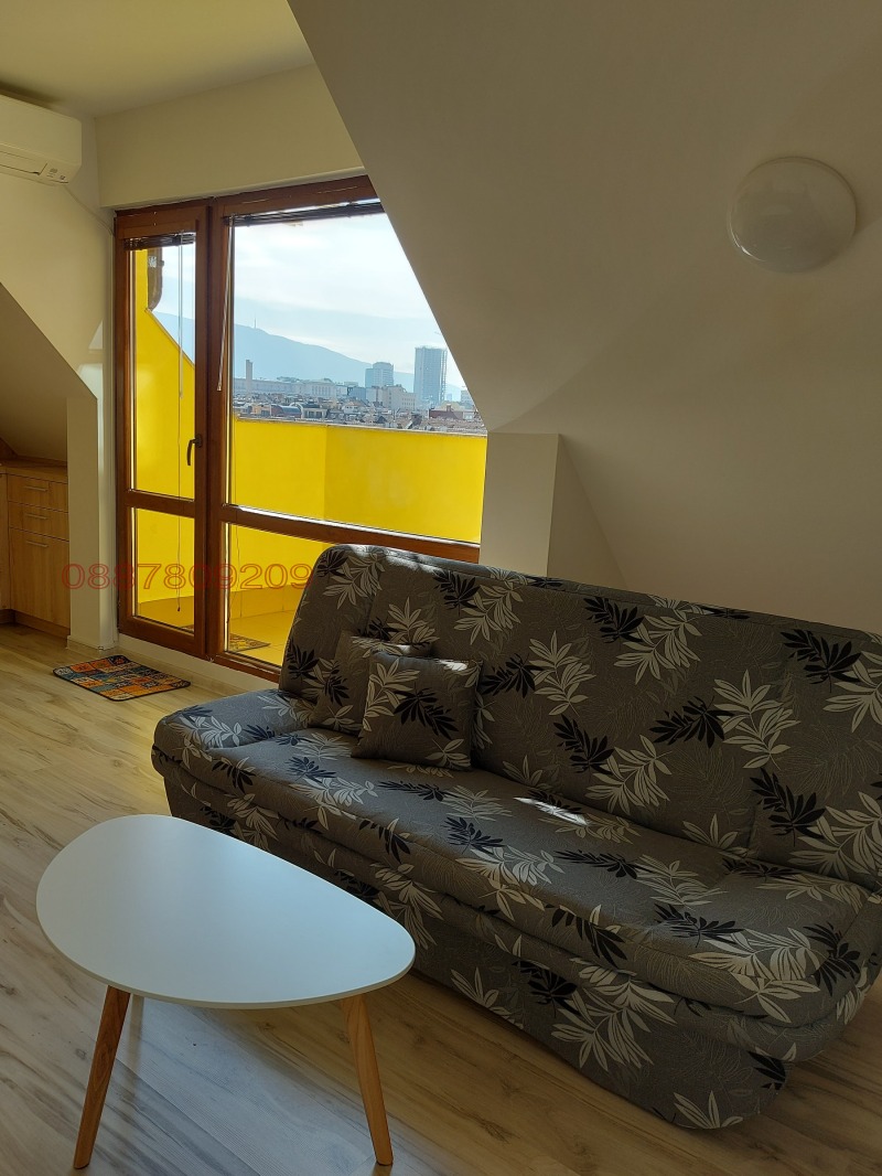 Дава под наем 2-СТАЕН, гр. София, Център, снимка 2 - Апартаменти - 53501912