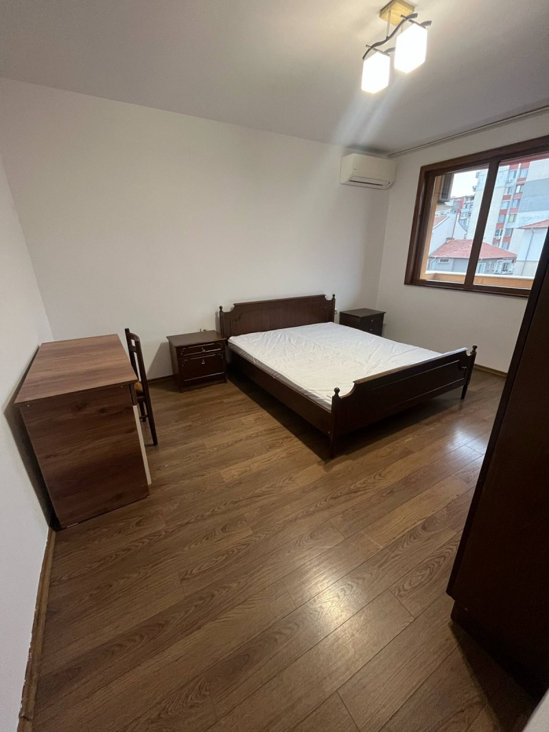 Zu vermieten  2 Schlafzimmer Plowdiw , Hristo Smirnenski , 120 qm | 88145582 - Bild [10]