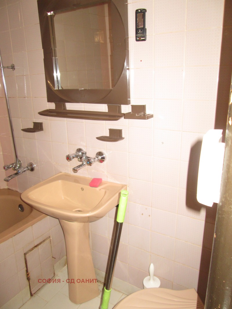 Дава под наем 3-СТАЕН, гр. София, Надежда 2, снимка 13 - Апартаменти - 52519034