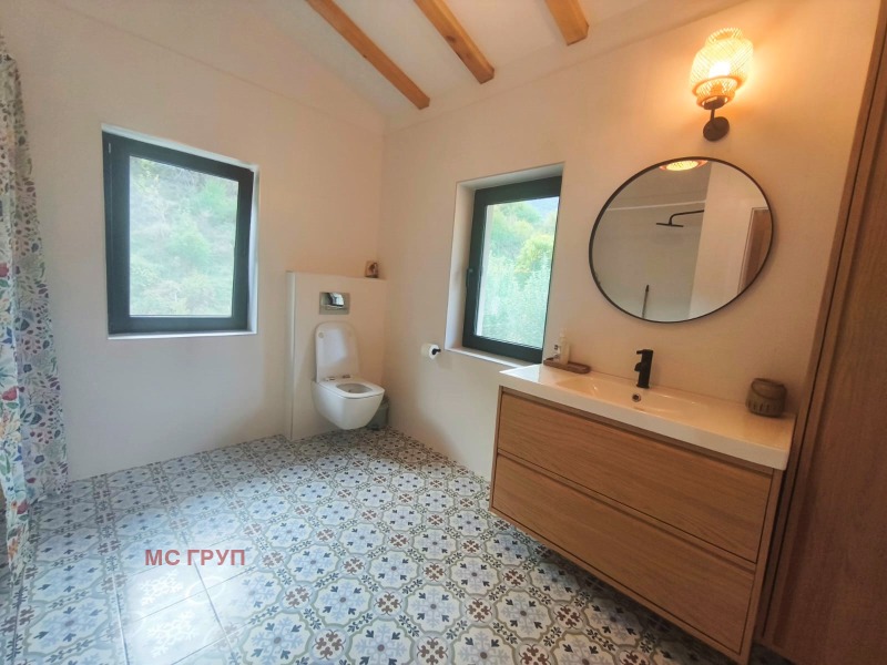 Дава под наем КЪЩА, с. Горна Брезница, област Благоевград, снимка 3 - Къщи - 52221750