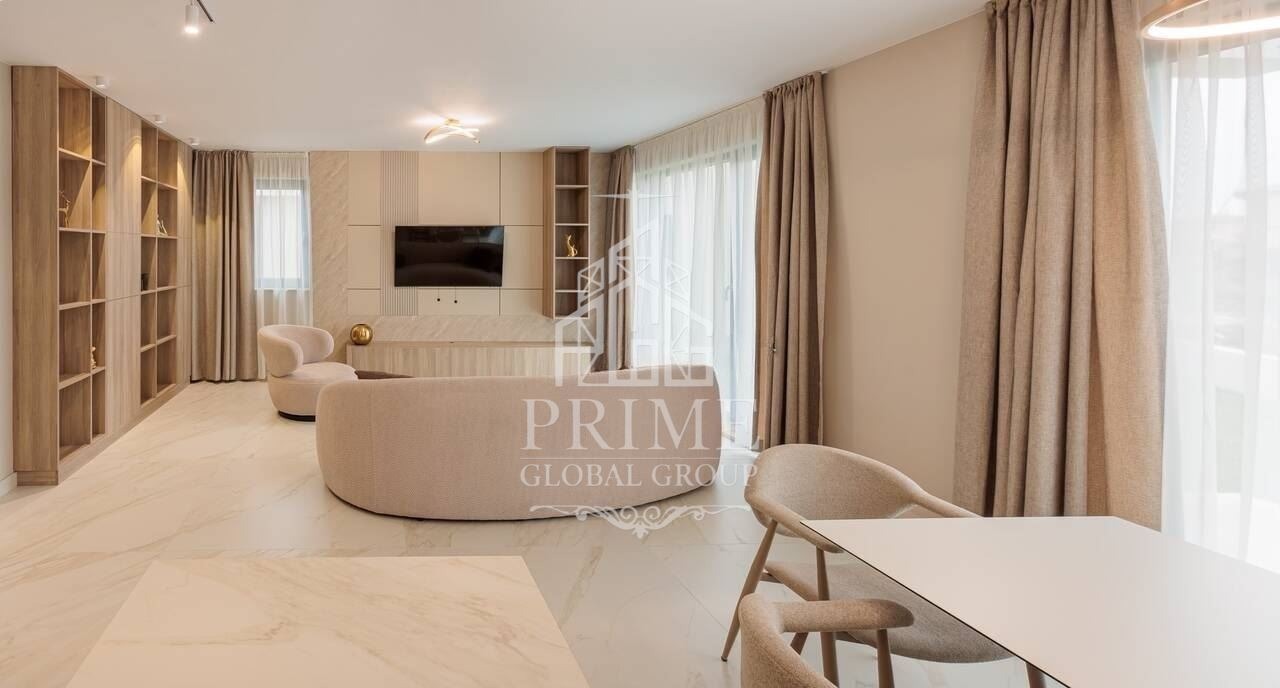 Дава под наем КЪЩА, гр. Поморие, област Бургас, снимка 2 - Къщи - 54339998