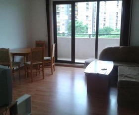 1 quarto Trakiia, Plovdiv 2