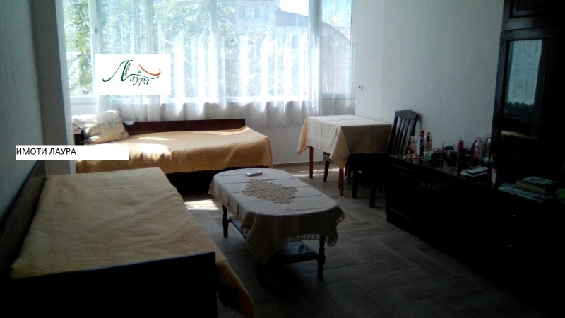 Дава под наем 1-СТАЕН, гр. Шумен, Център, снимка 4 - Апартаменти - 53388275