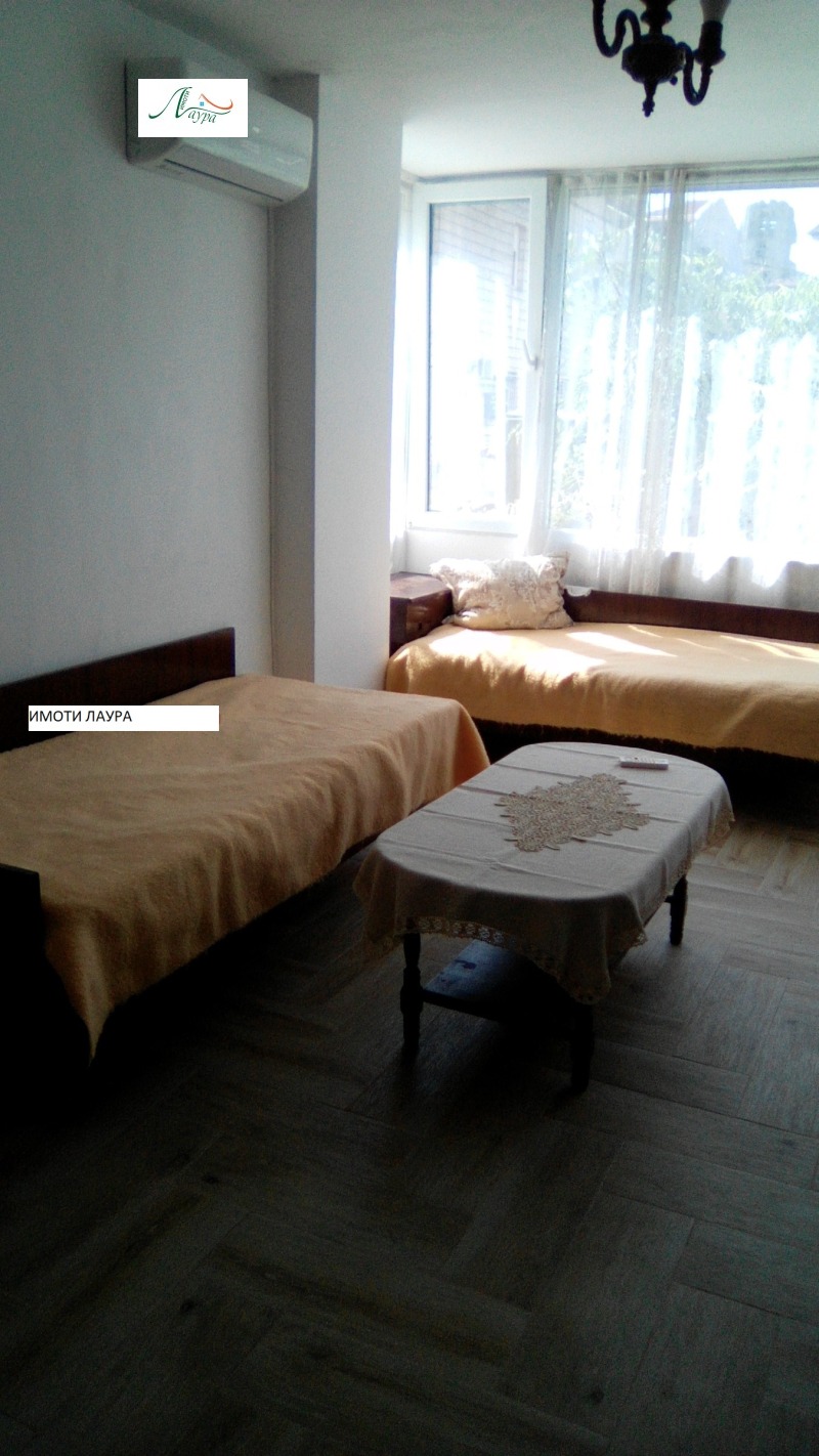 Дава под наем 1-СТАЕН, гр. Шумен, Център, снимка 8 - Апартаменти - 53388275