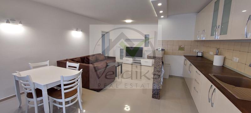 Дава под наем 3-СТАЕН, гр. София, Оборище, снимка 3 - Апартаменти - 54297481