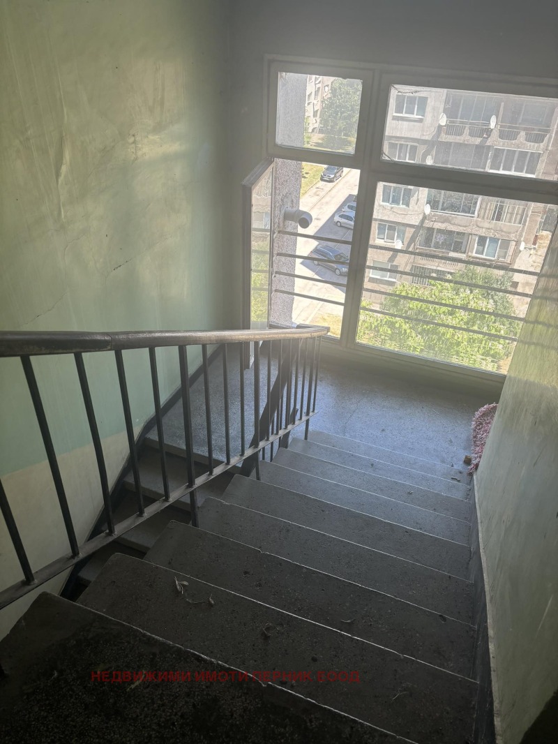 Дава под наем  3-стаен град Перник , Изток , 90 кв.м | 46951683 - изображение [17]