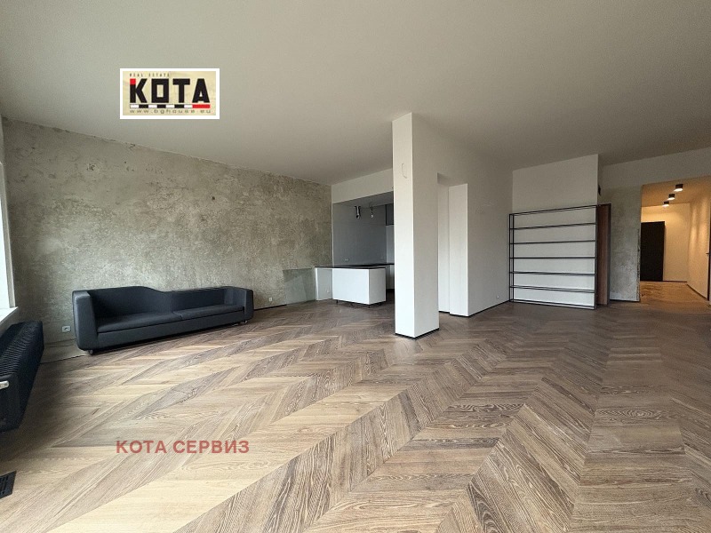 Kiadó  3 hálószobás Sofia , Centar , 220 négyzetméter | 45203681 - kép [3]
