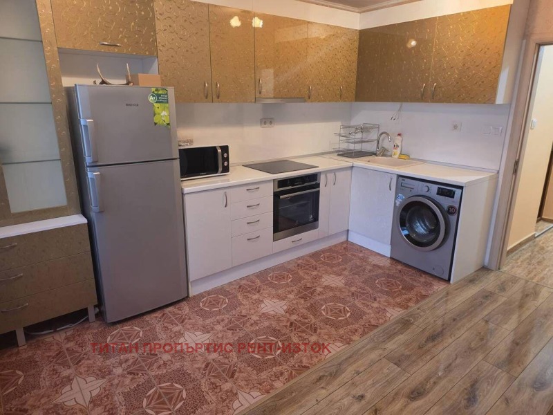 Дава под наем 3-СТАЕН, гр. Бургас, Славейков, снимка 3 - Апартаменти - 53439103