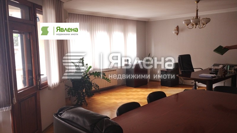 Дава под наем МНОГОСТАЕН, гр. София, Център, снимка 2 - Апартаменти - 54842011