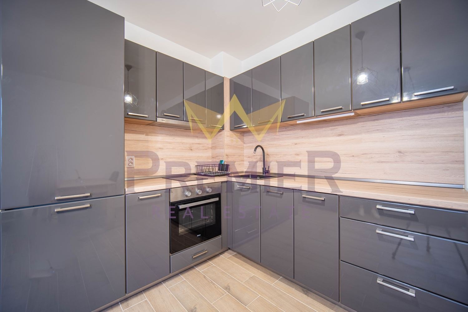 Дава под наем 2-СТАЕН, гр. Варна, м-т Пчелина, снимка 3 - Апартаменти - 52453397