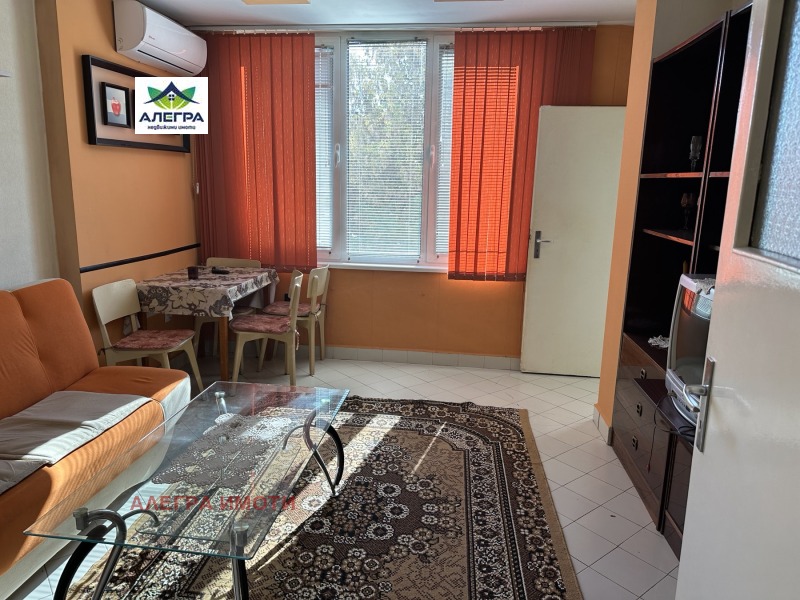 A louer  1 chambre Pazardjik , Mladost , 52 m² | 78615091