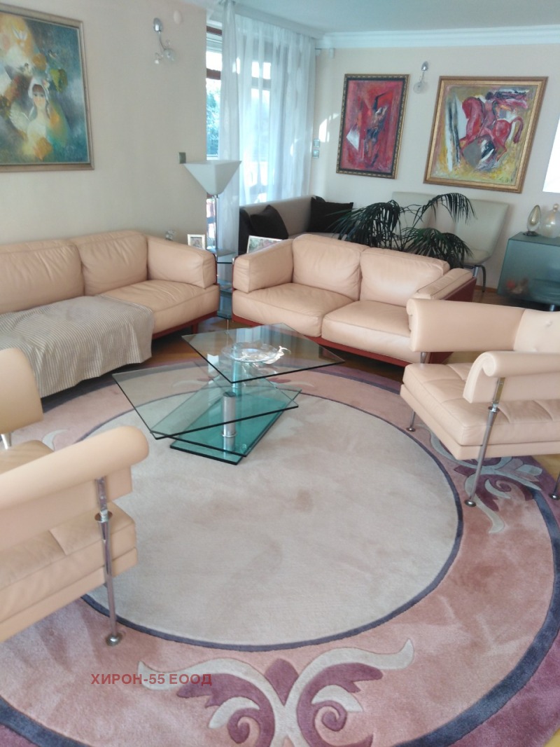 Дава под наем 4-СТАЕН, гр. София, Лозенец, снимка 2 - Апартаменти - 52831325